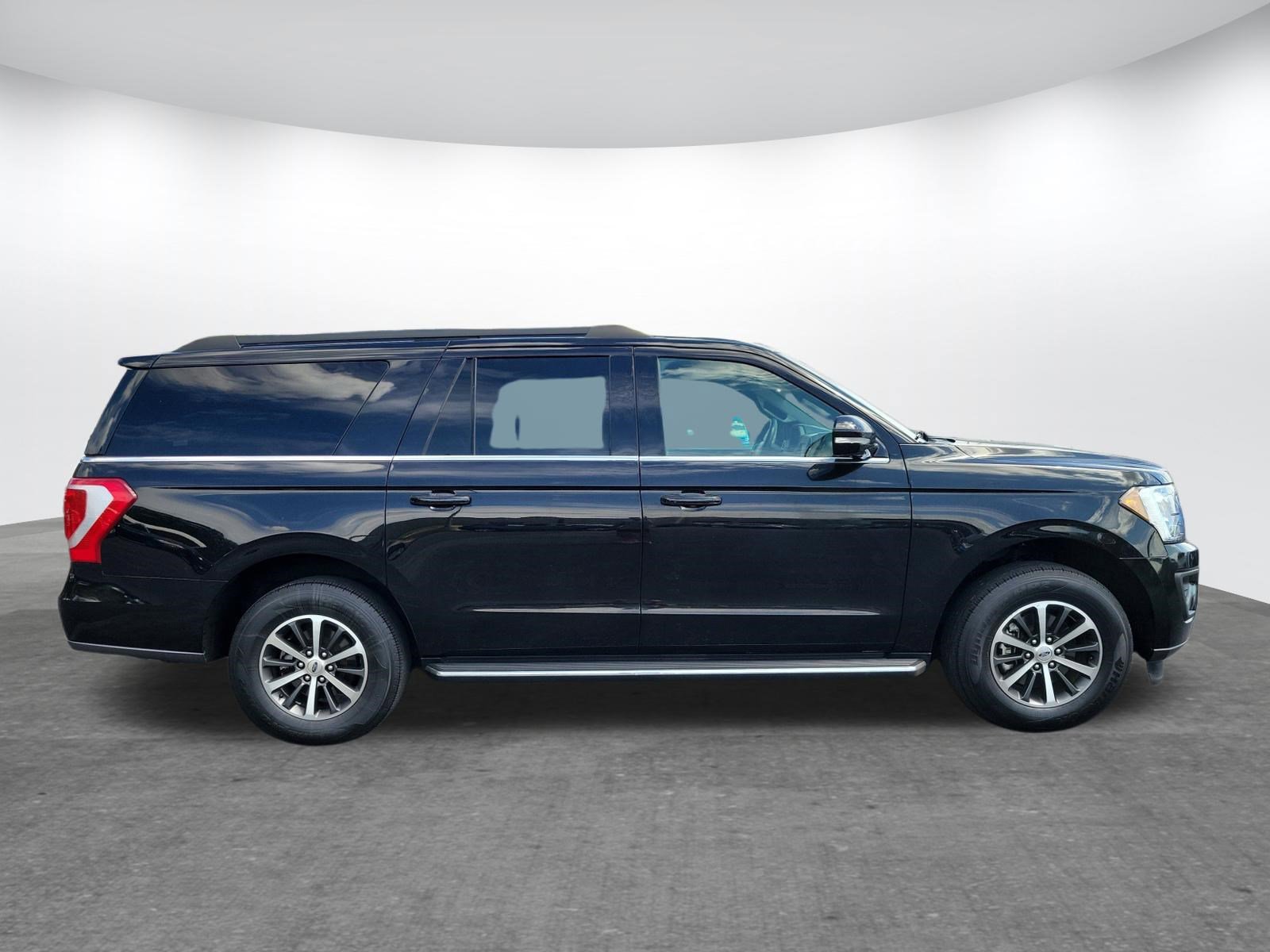 Used 2021 Ford Expedition Max XLT image 28