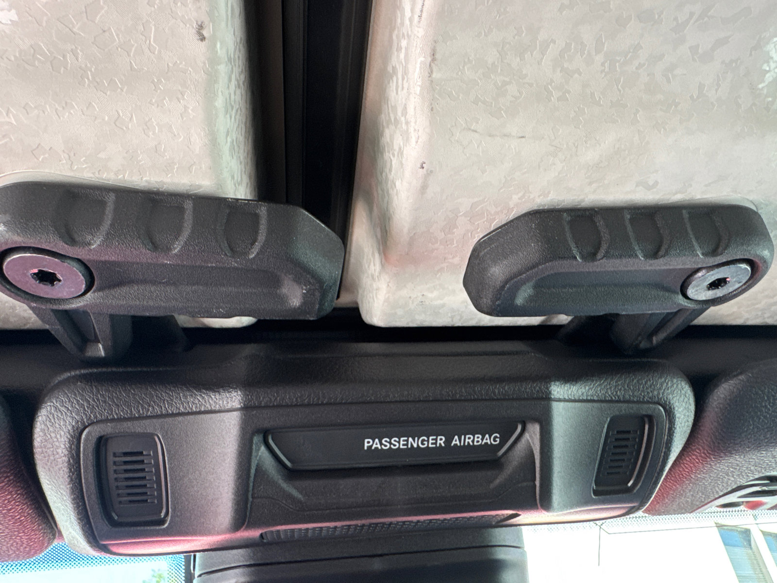 Used 2025 Jeep Wrangler Willys image 26