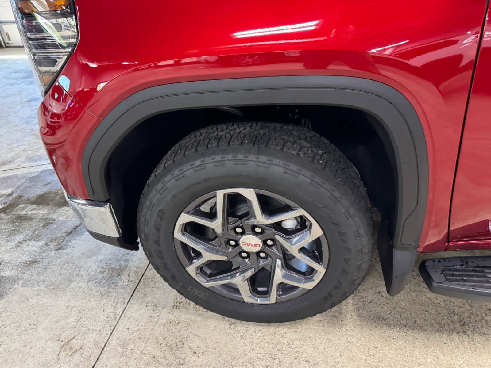 New 2026 GMC Sierra 1500 SLT w/ SLT Premium Plus Package image 10