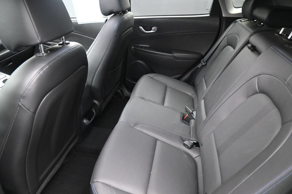 Used 2023 Hyundai Kona Limited FWD image 27