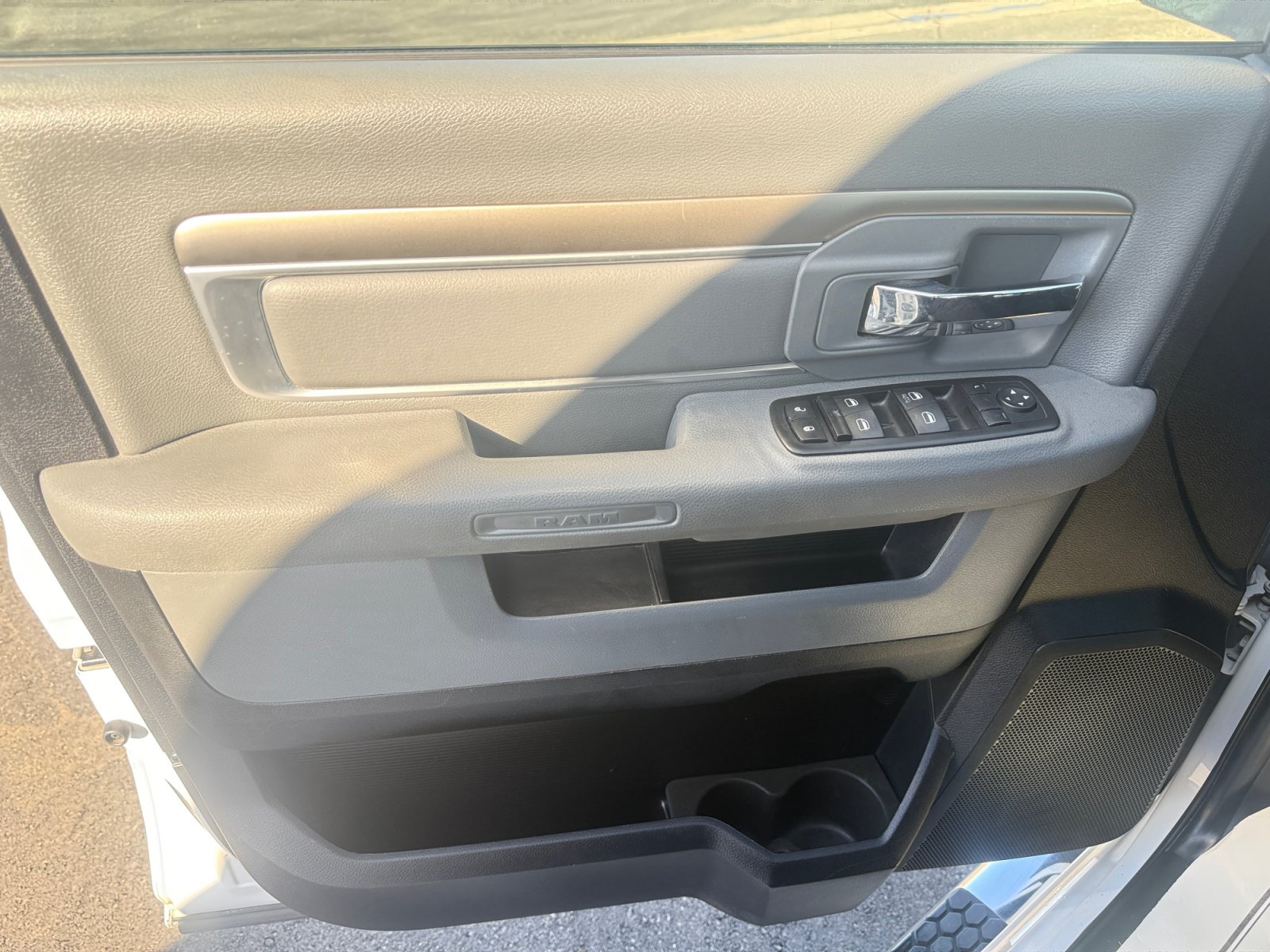 Used 2015 RAM 2500 Big Horn AWD/4WD image 17