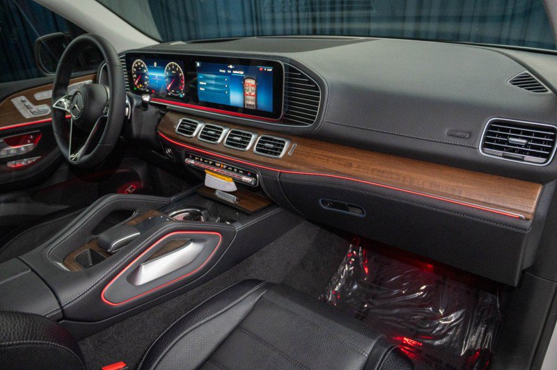 New 2026 Mercedes-Benz GLE 450 4MATIC image 17