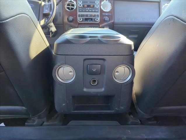 Used 2012 Ford F250 Lariat w/ Lariat Interior Pkg image 19