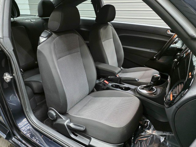 Used 2019 Volkswagen Beetle 2.0T S FWD image 14