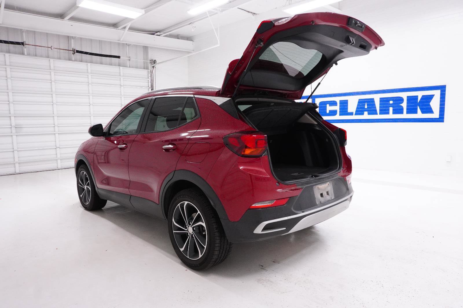 Used 2021 Buick Encore GX Select image 8