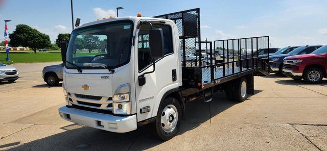 New 2025 Chevrolet Low Cab Forward 5500XG image 4