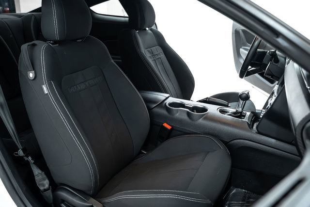 Used 2022 Ford Mustang Coupe image 22