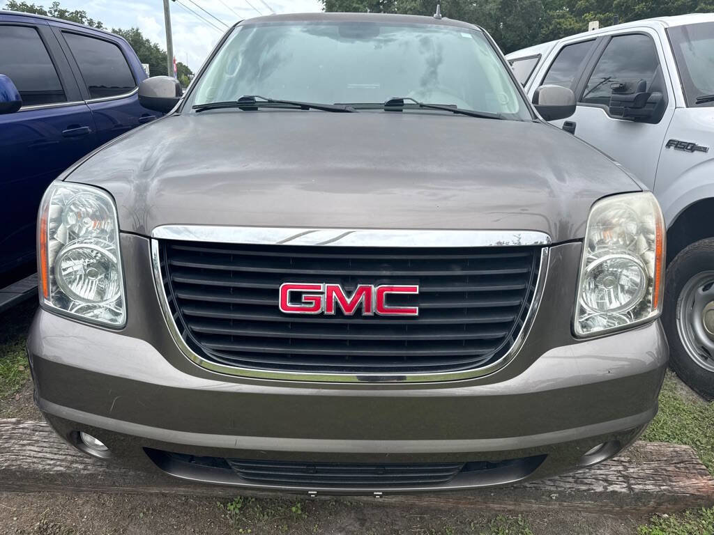 Used 2014 GMC Yukon XL SLT image 2