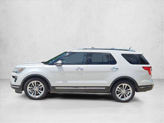 Used 2018 Ford Explorer Limited w/ Equipment Group 301A FWD image 9