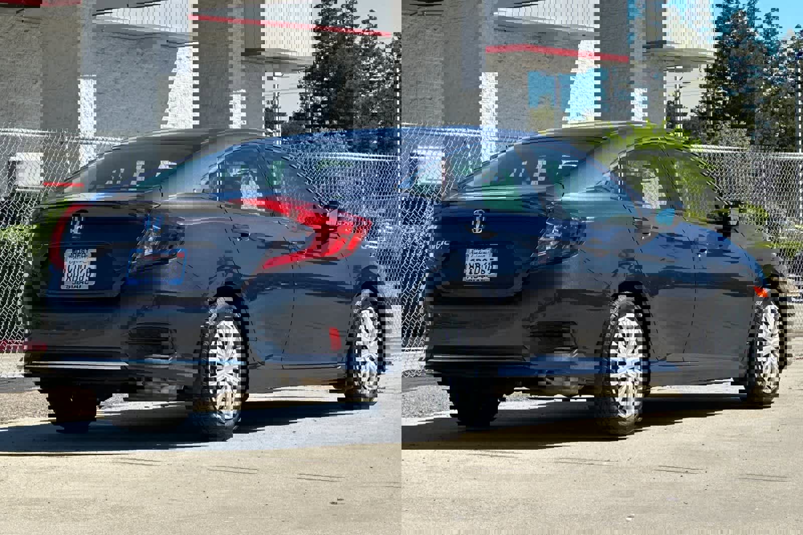 Used 2021 Honda Civic LX image 3