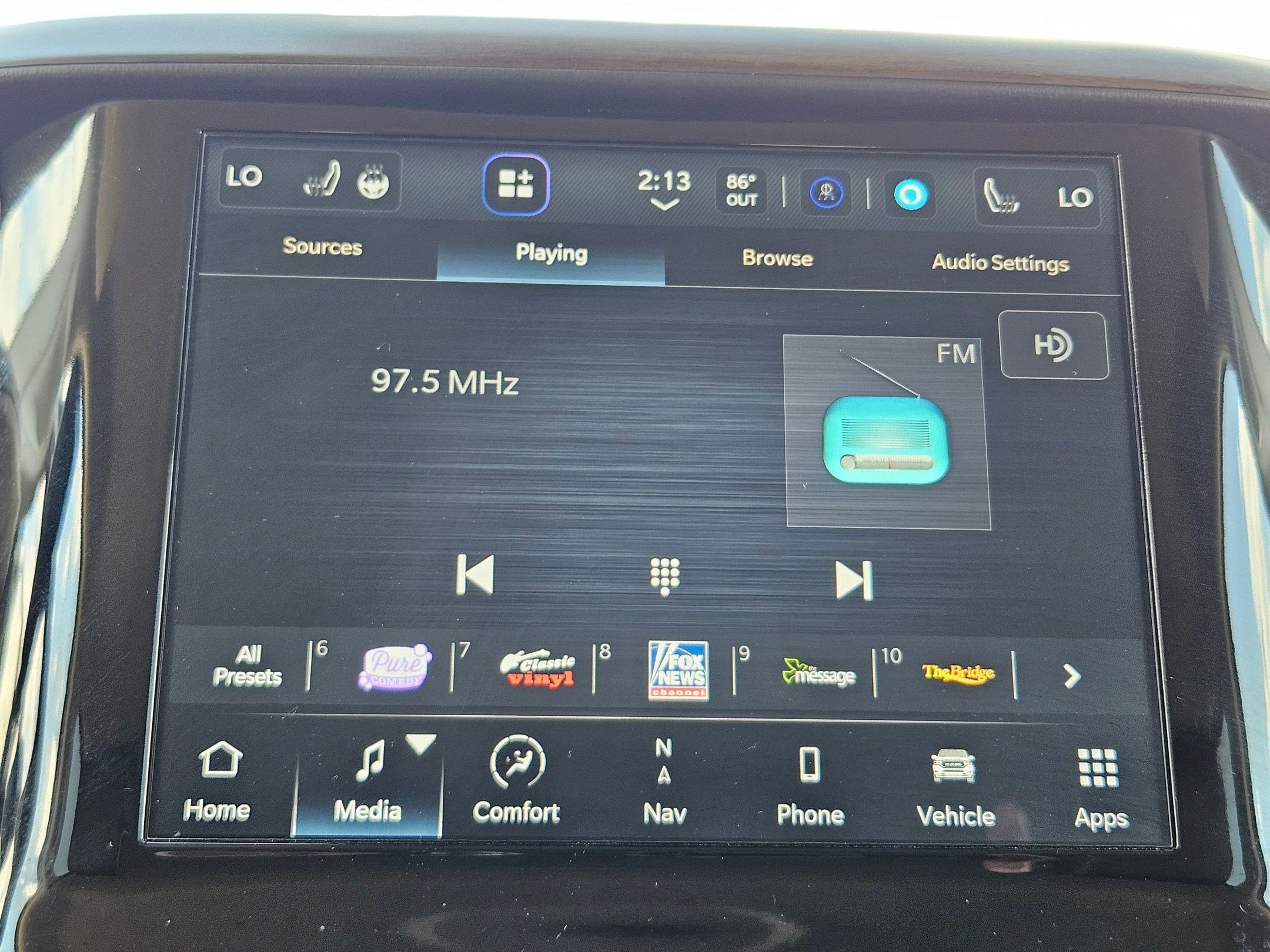 Used 2024 RAM 2500 Laramie w/ Safety Group image 24