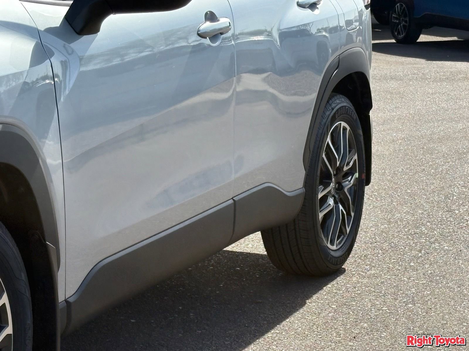 New 2026 Toyota Corolla Cross XLE FWD image 10