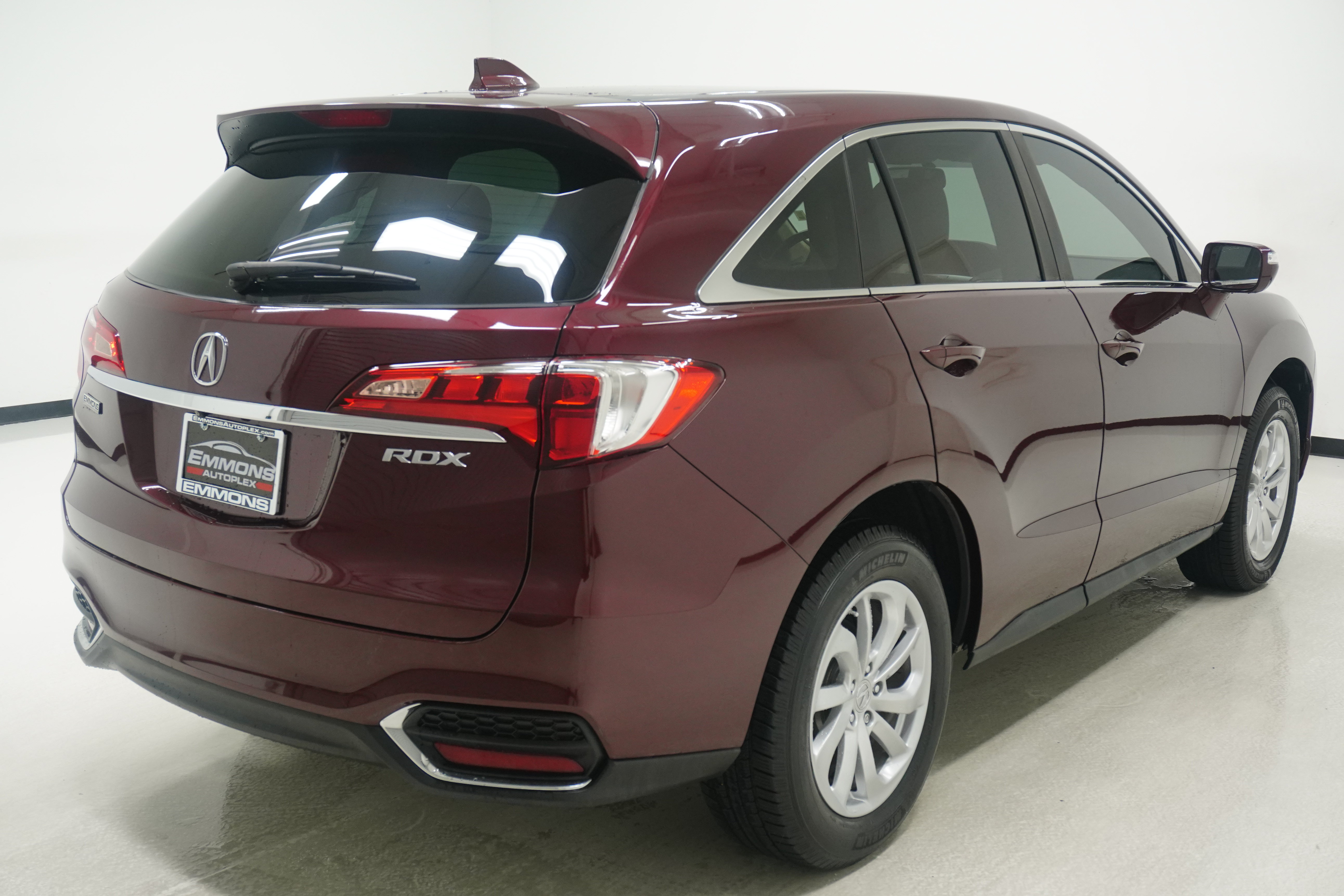 Used 2017 Acura RDX w/ Technology Package FWD image 4