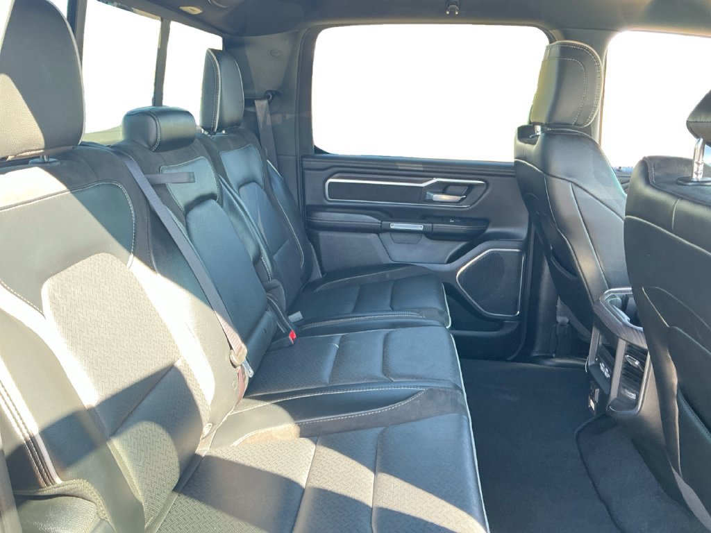 Used 2025 RAM 1500 Laramie AWD/4WD image 19