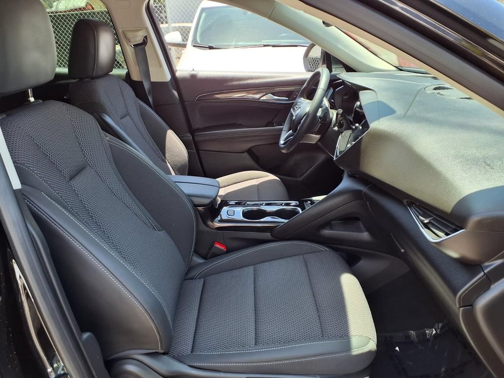 Certified 2023 Buick Envision Preferred FWD image 24