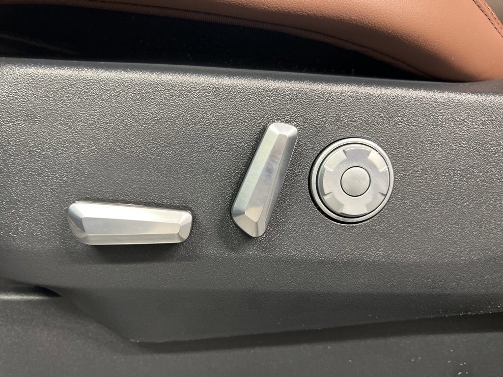 New 2025 Lincoln Navigator L Reserve image 31