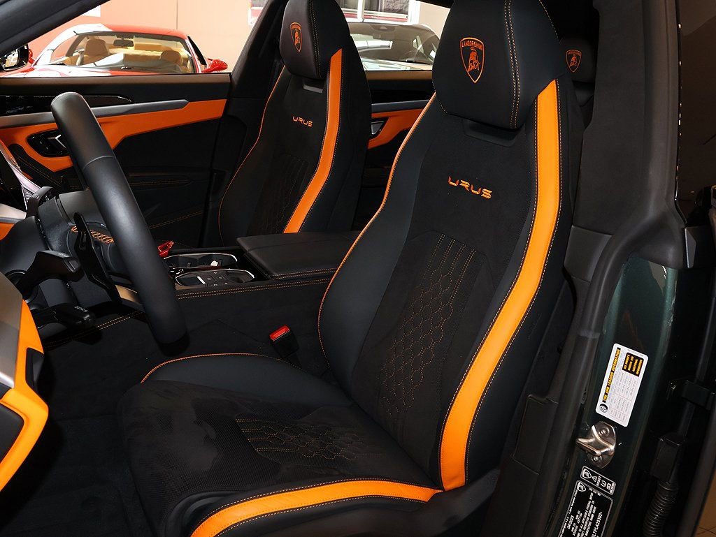 Used 2023 Lamborghini Urus S image 5