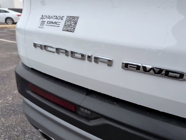 Used 2025 GMC Acadia Elevation image 7