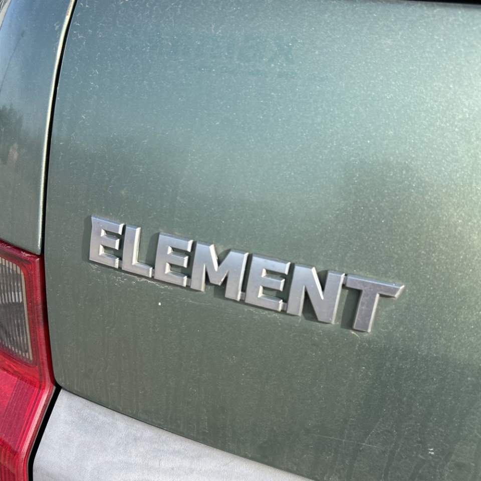 Used 2004 Honda Element EX image 33