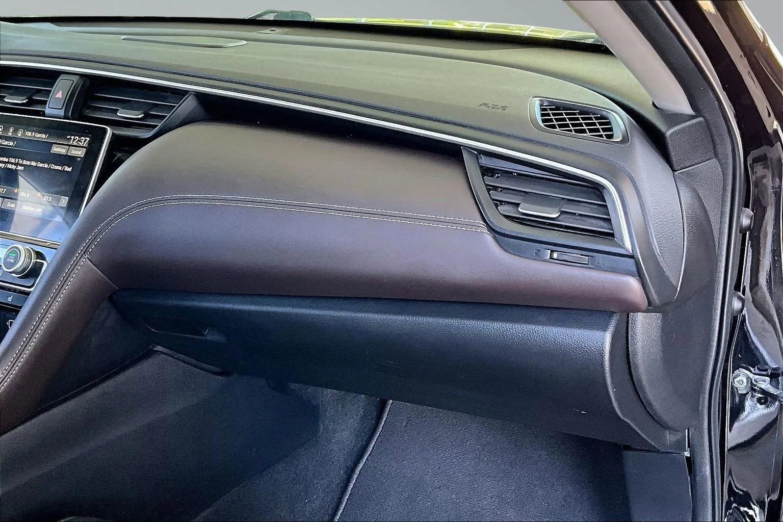 Used 2019 Honda Insight Touring image 23