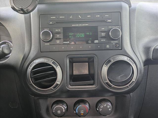 Used 2016 Jeep Wrangler Unlimited Sport w/ Connectivity Group AWD/4WD image 13