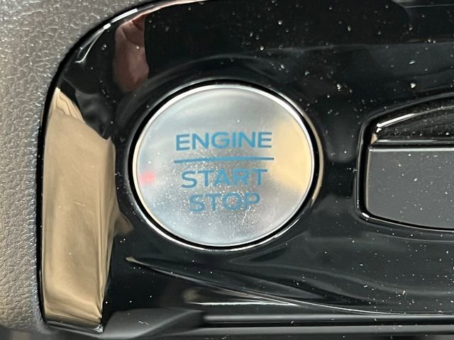 New 2024 Ford Escape SE image 25