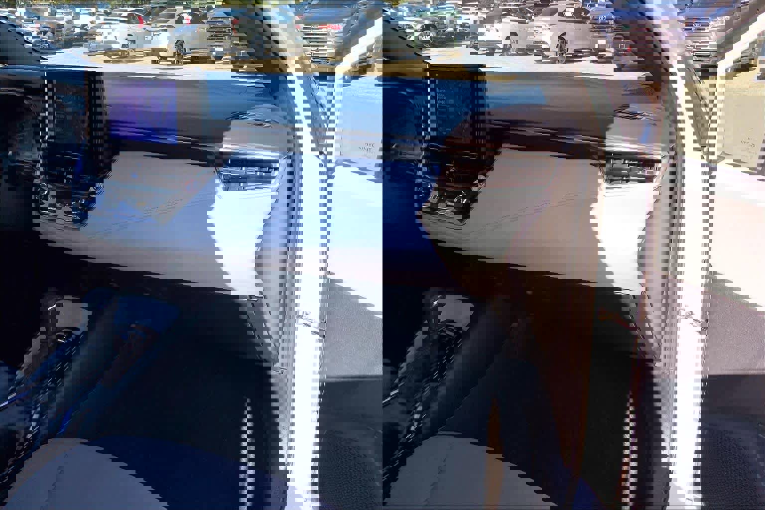 Used 2023 Toyota Corolla SE image 17