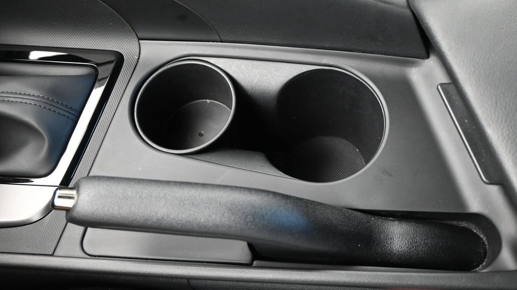 Certified 2025 Hyundai Elantra Sport FWD image 35