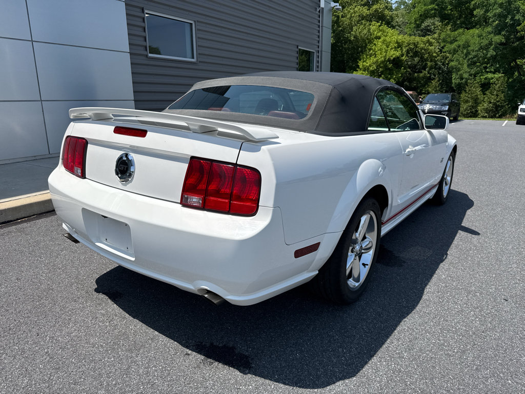 Used 2006 Ford Mustang GT Premium RWD image 22