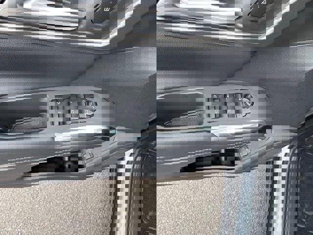 New 2026 Chevrolet Traverse LT w/ Midnight/Sport Edition image 16