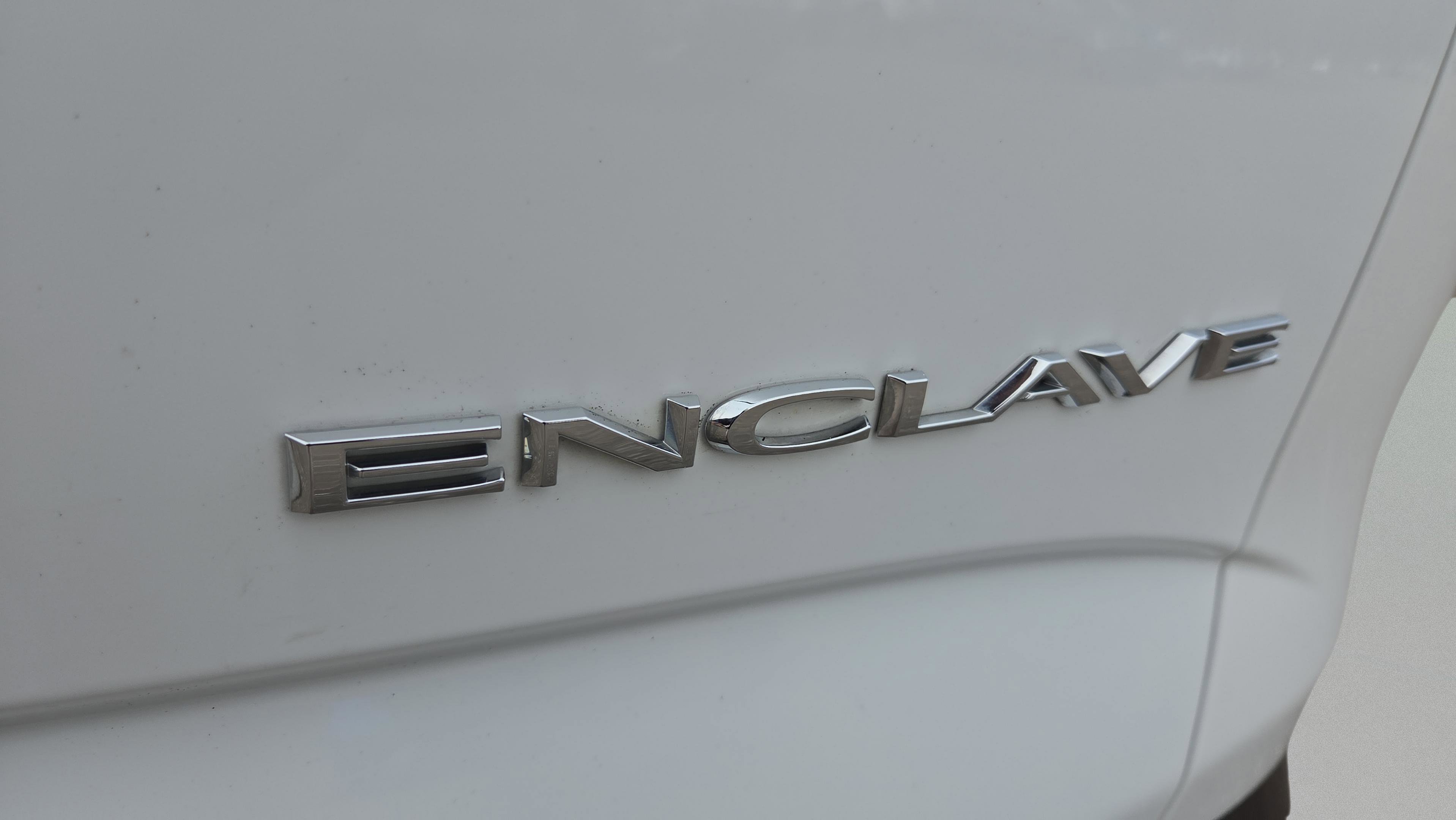 Used 2019 Buick Enclave Essence image 18