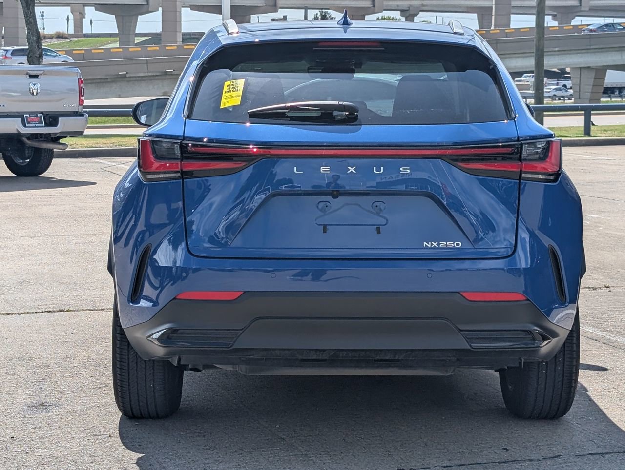 Used 2025 Lexus NX 250 FWD w/ Accessory Package (2T) image 5