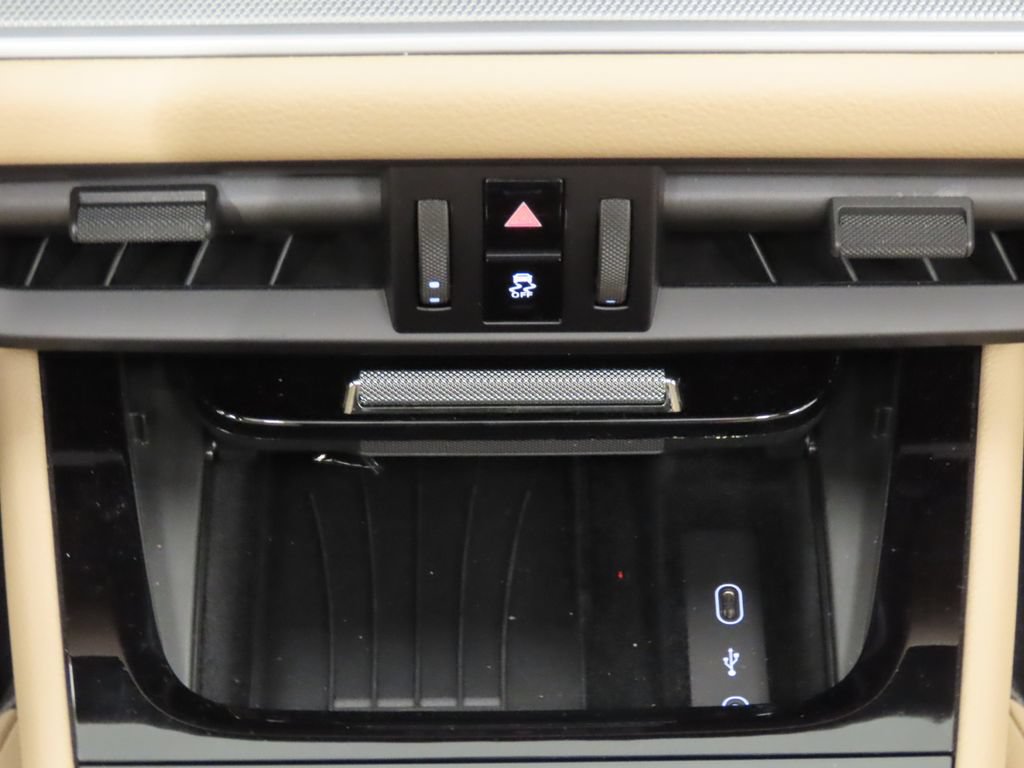 Certified 2026 Porsche Cayenne S AWD/4WD image 29