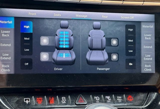 Used 2022 Jeep Grand Wagoneer Series III w/ Rear Seat Video Group 1 image 20