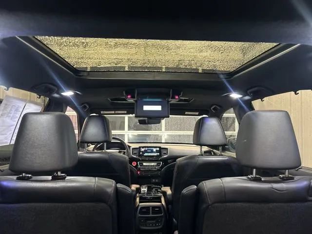 Used 2022 Honda Pilot Black Edition image 15