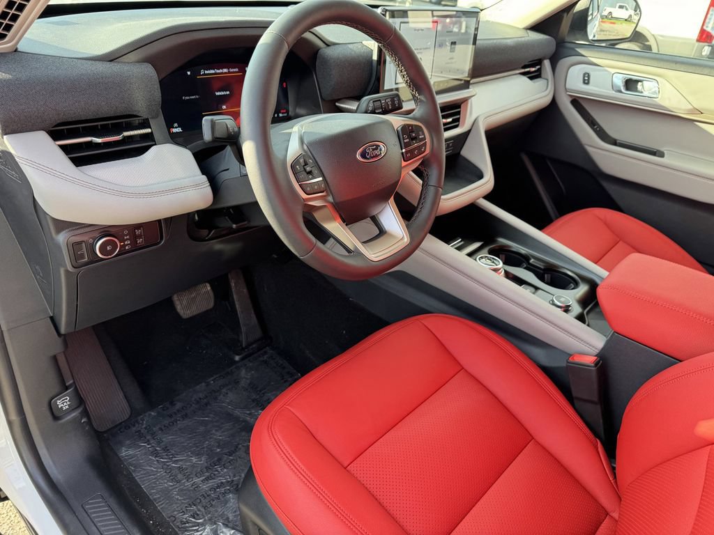 New 2025 Ford Explorer Active w/ Active Comfort Package RWD image 10