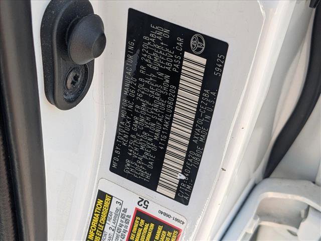 Used 2020 Toyota Camry SE FWD image 15