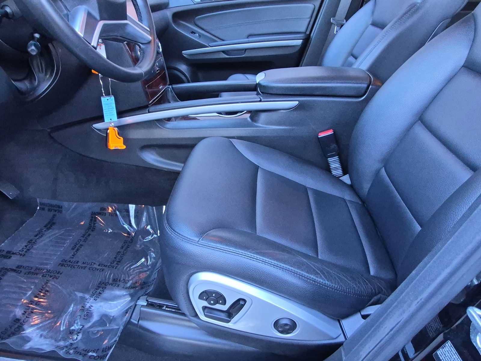 Used 2010 Mercedes-Benz ML 350 4MATIC image 16