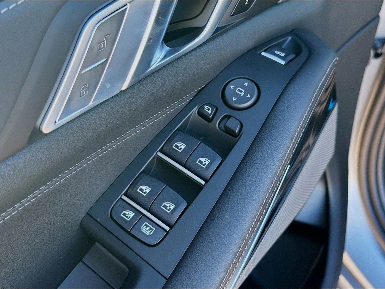 New 2026 BMW X7 M60i image 26