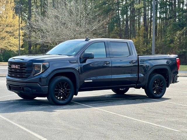 Used 2022 GMC Sierra 1500 Elevation image 2