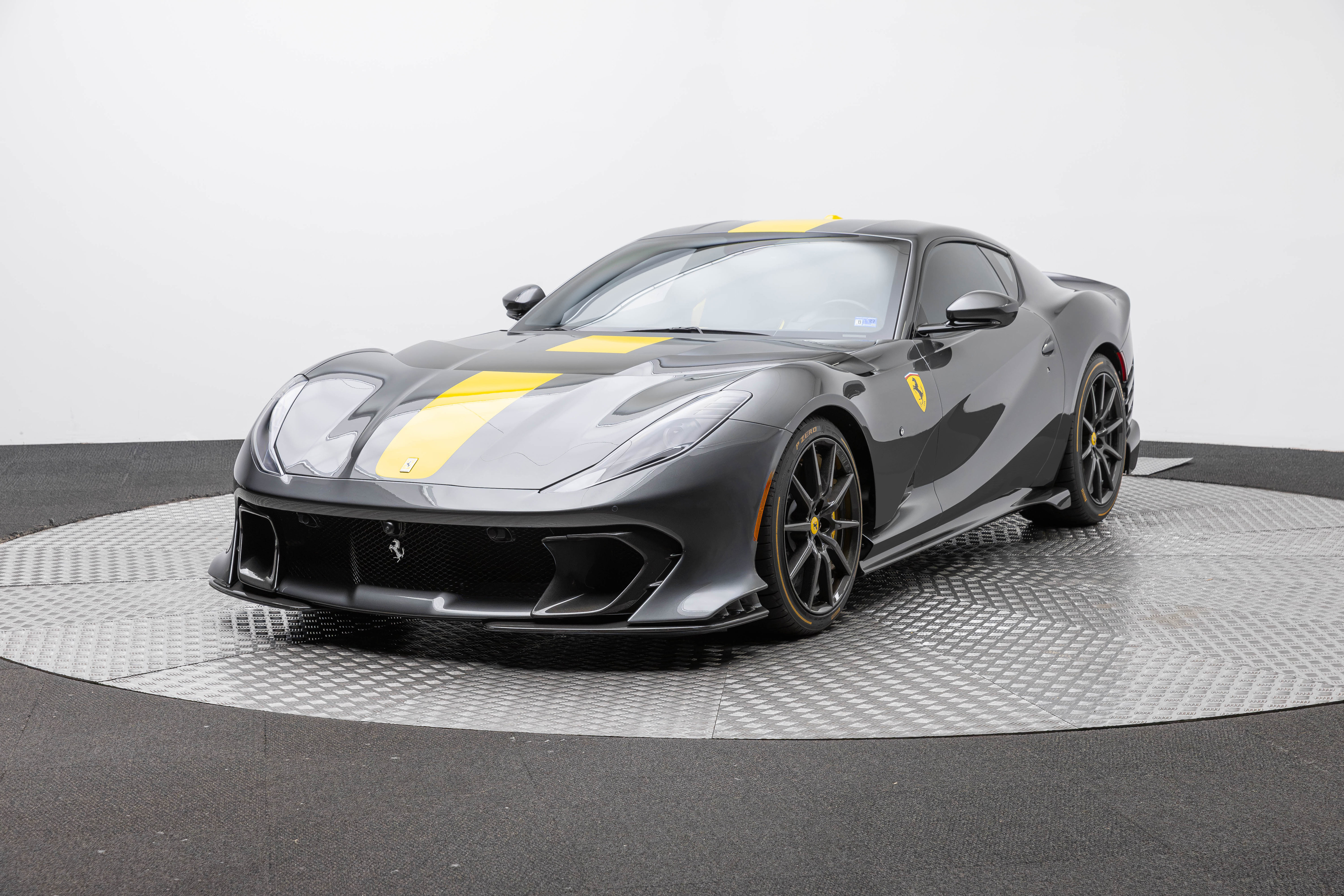 Certified 2023 Ferrari 812 Competizione RWD image 1