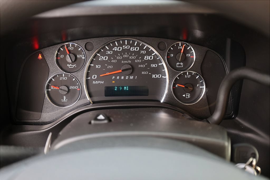 New 2026 Chevrolet Express 3500 w/ Power Convenience Package RWD image 32