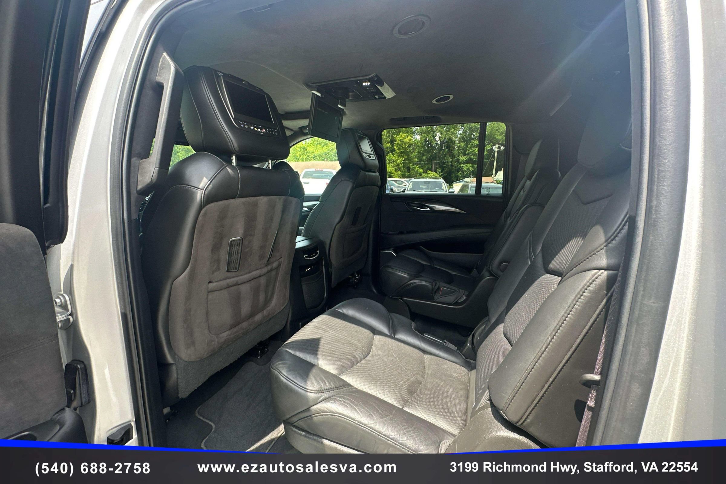 Used 2016 Cadillac Escalade ESV Platinum AWD/4WD image 15