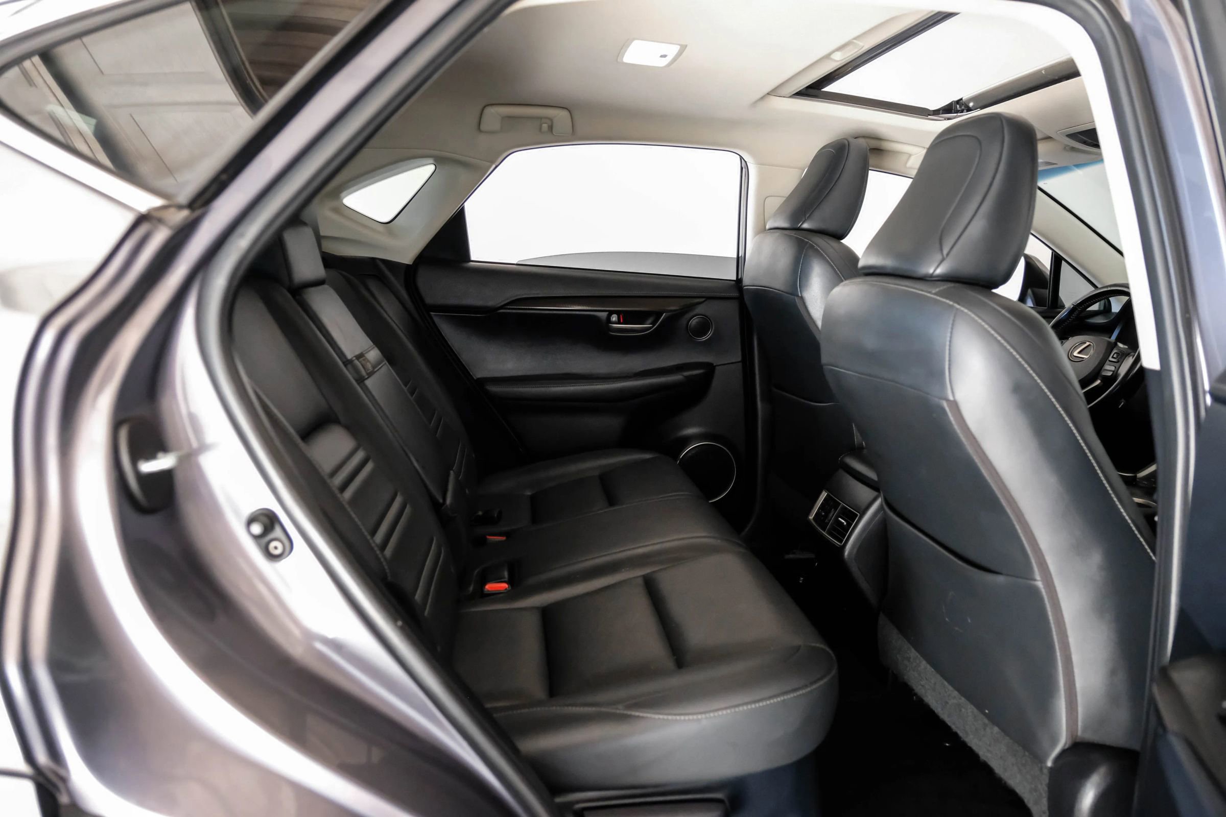 Used 2017 Lexus NX 200t FWD w/ Premium Package image 37