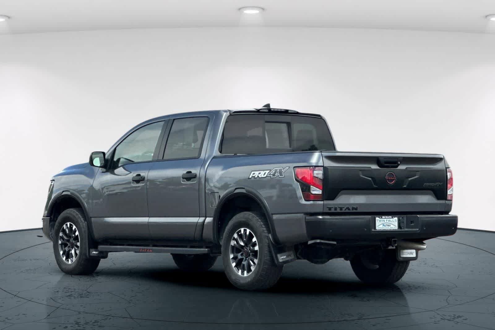 Used 2024 Nissan Titan PRO-4X w/ Pro-4x Utility Package AWD/4WD image 8