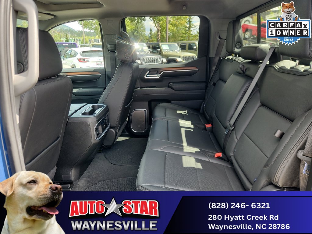 Used 2024 GMC Sierra 1500 Denali w/ Technology Package AWD/4WD image 9