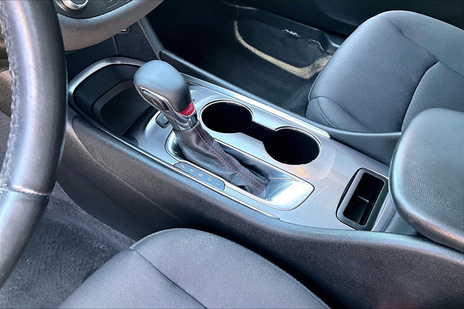 Used 2021 Chevrolet Malibu RS FWD image 13