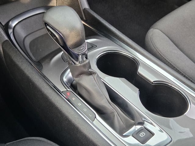 Used 2023 Chevrolet Malibu LT FWD image 18