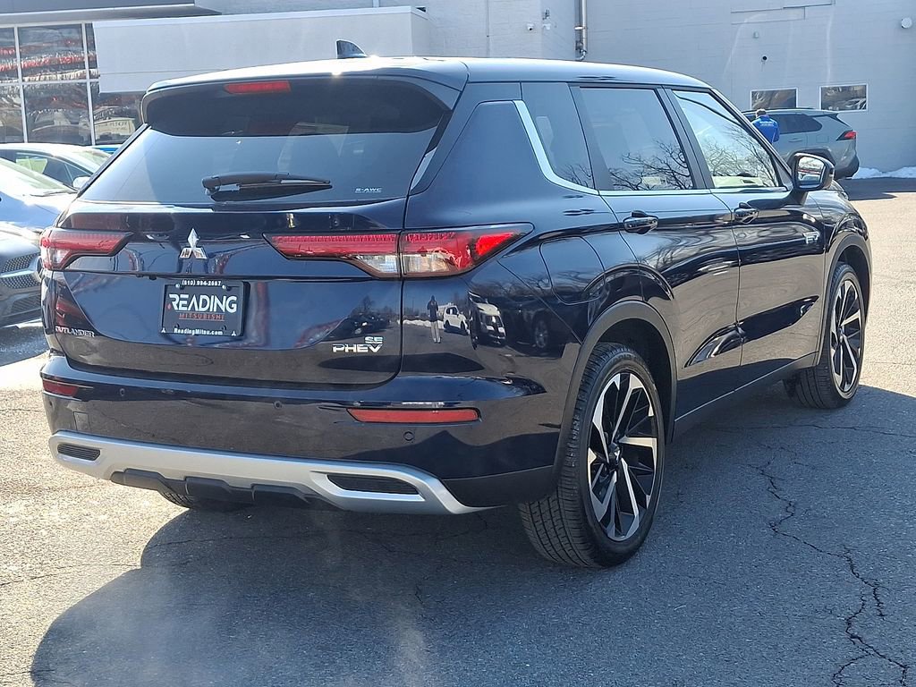 New 2025 Mitsubishi Outlander SE image 4