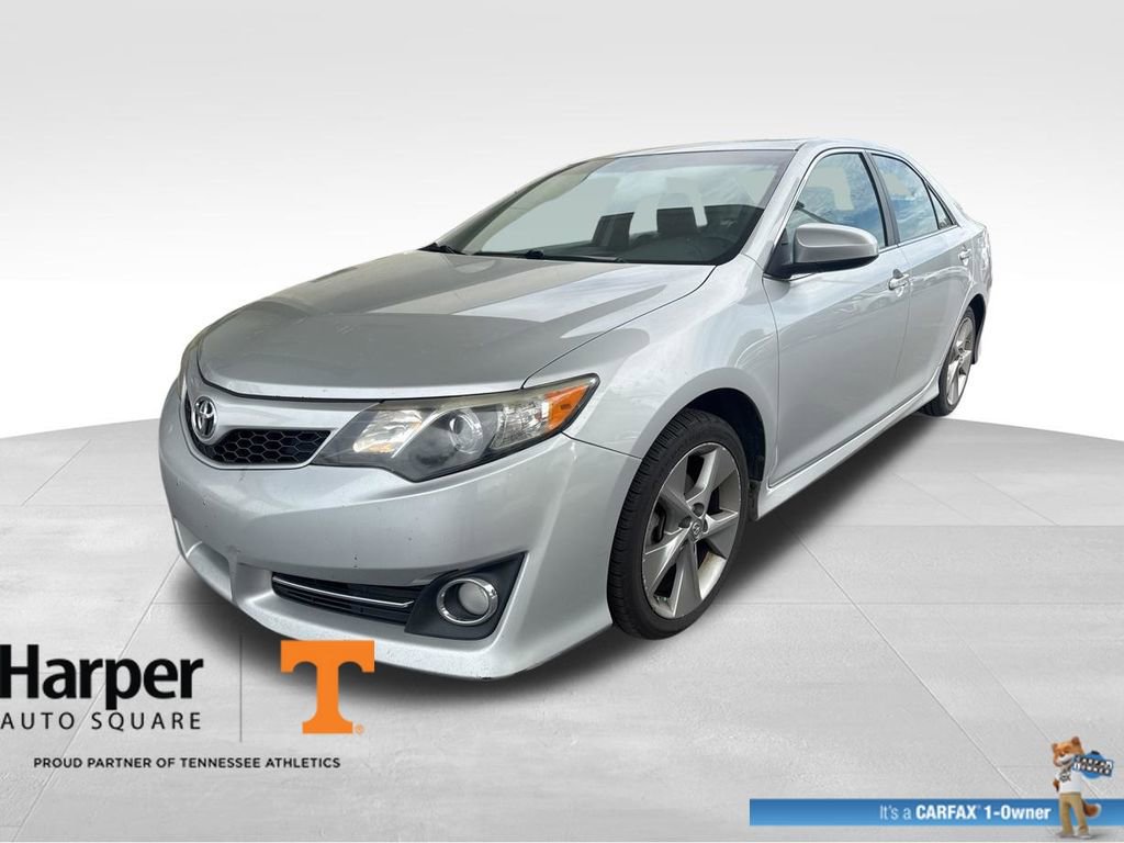 Used 2013 Toyota Camry SE w/ Leather Pkg image 1